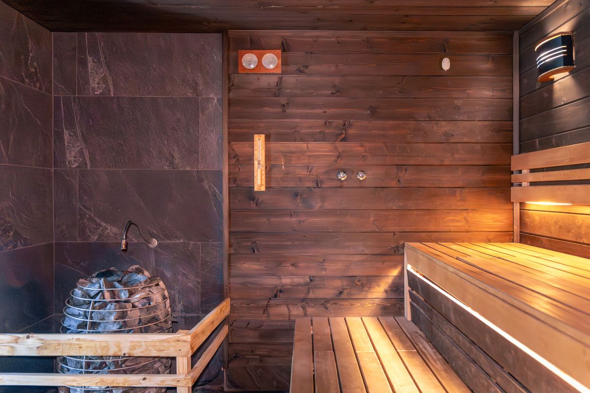 If You Feel Congested or Run Down, Try Salt Room Therapy