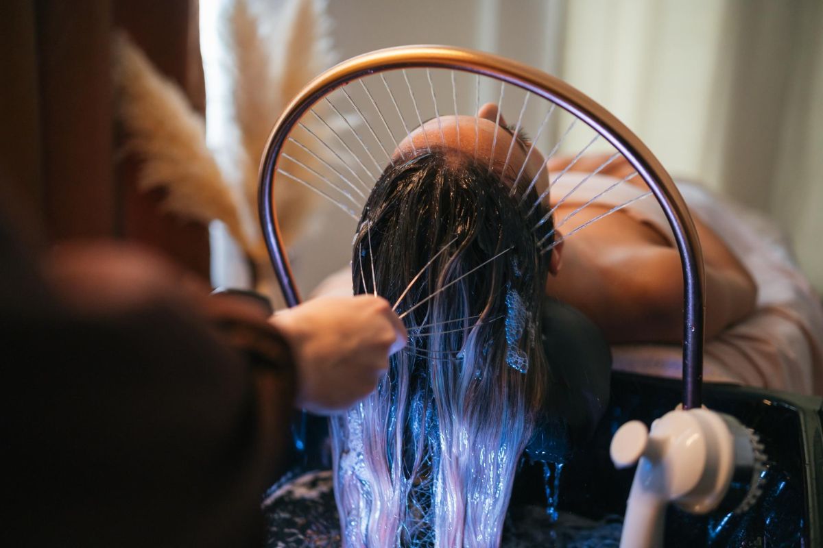 head spa treatment water flow scalp relaxation Norman OK